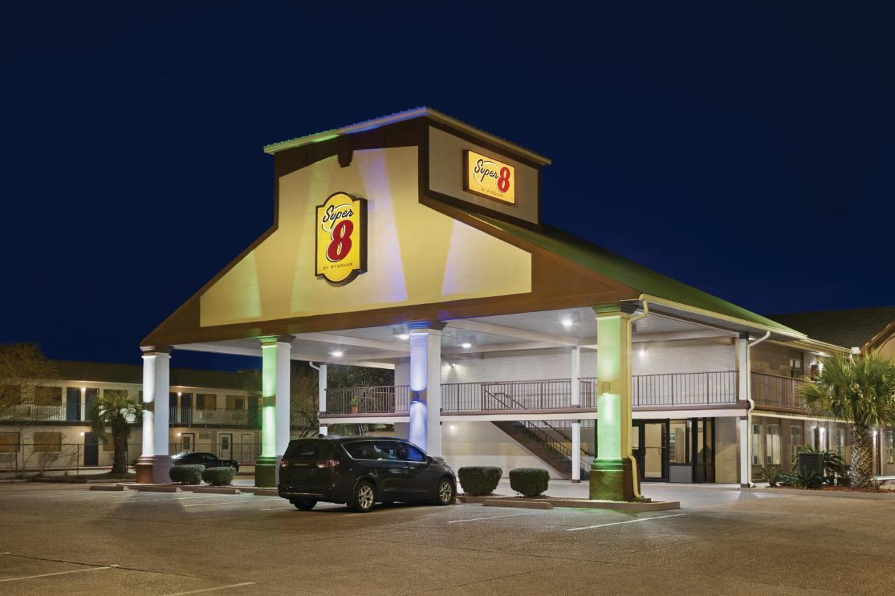 Super 8 By Wyndham Gulfport Biloxi Airport Motel Eksteriør bilde
